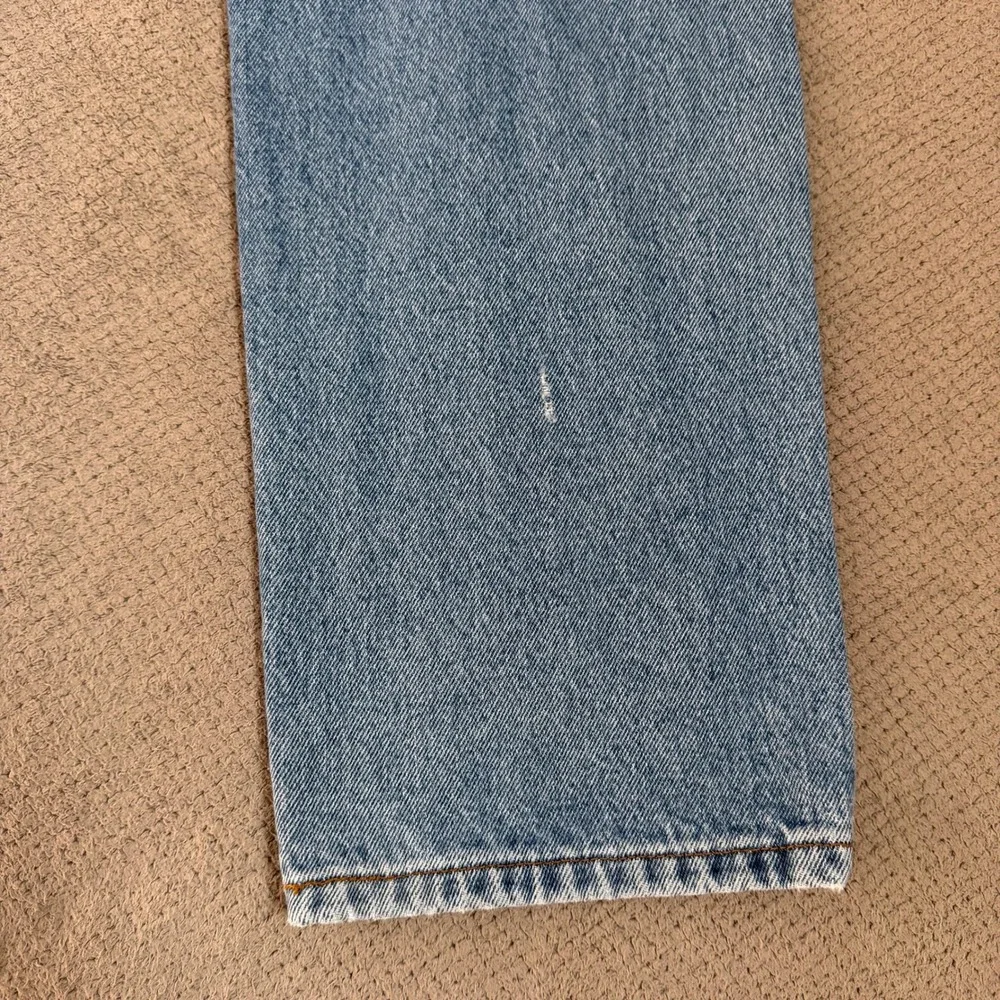 Vintage 2000s Levis 550 Relaxed Fit Jeans Light Wash Denim 18 Slim 27x29